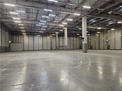 Spatiu Industrial - 3000 mp - Logistica - Productie - Depozitare - foto 8