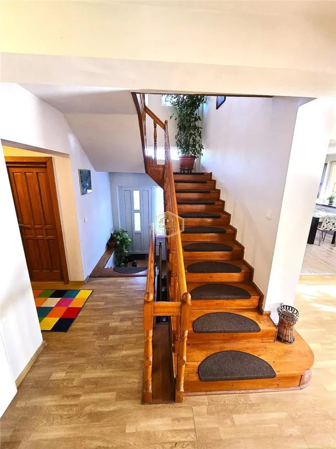 VIDEO | Vila, domeniu privat la Padurea Noroieni | Curte, foisor, jacuzzi - foto 14