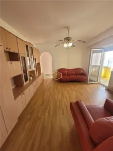 Apartament cu 3 camere langa Liceul Nr. 7 | Micro16 - foto 3