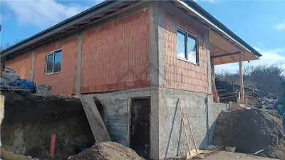 Visan Barnova str asfaltata CASA parter 95mp TEREN 400mp toate utilitatile - foto 2