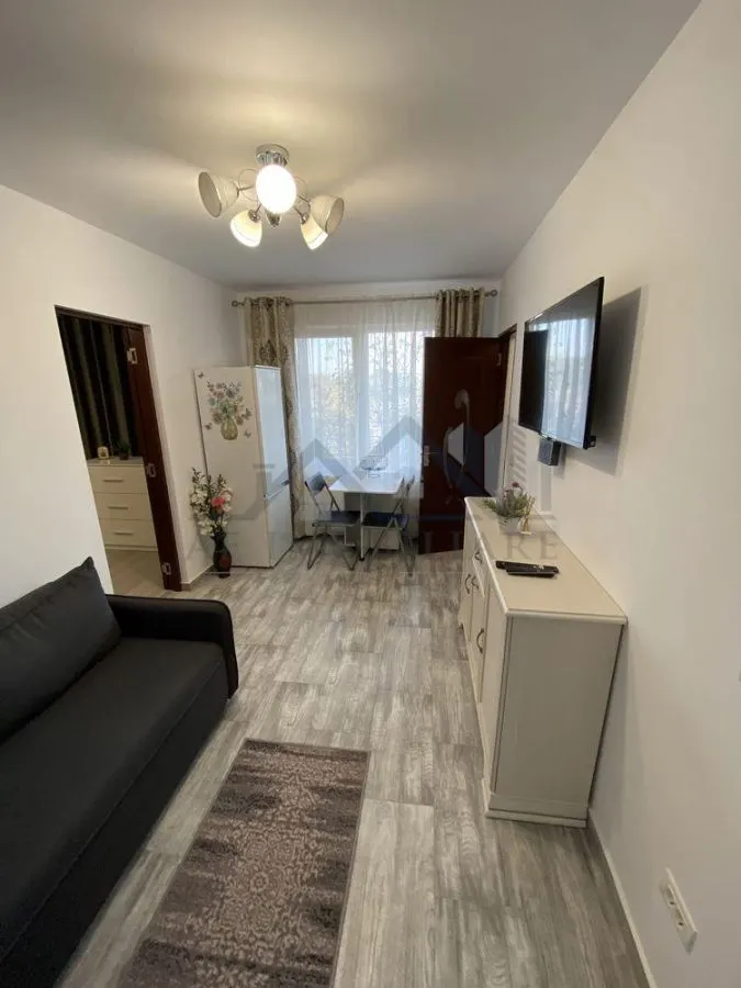 Apartament 2 camere zona Tatarasi - foto 1