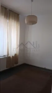 Tatarasi zona Piata Chirila teren 530mp cu casa si anexe (pretabil  si privatizare) - foto 4