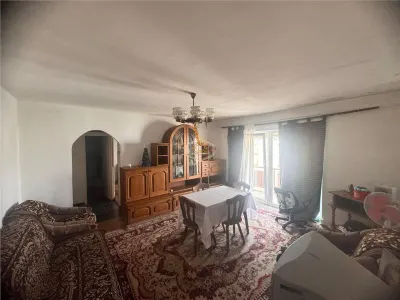Apartament cu 2 camere pe Aleea Universului - Satu Mare