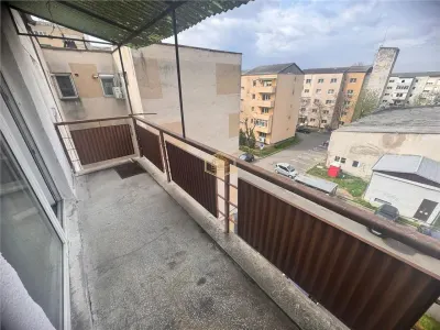 Apartament cu 2 camere pe Aleea Universului - foto 2