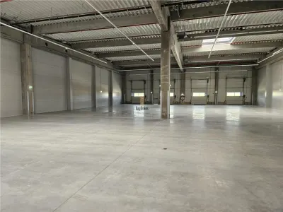 Spatiu Industrial - 4600 mp - Productie - Depozitare - Distributie - foto 4