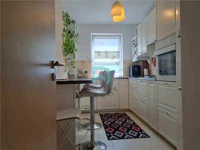 Apartament 3 camere, Tractorul, loc de parcare - foto 1