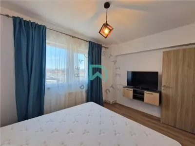 Apartament 2 camere, renovat, Tractorul, Brasov - foto 11