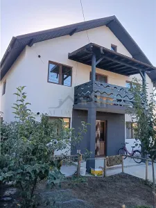 Ocazie Vila P+E 193mp doua bai doua bucatarii doua living 6 dormitoare Lunca Cetatuii - foto 5