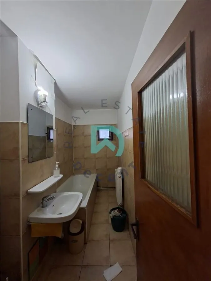 Apartament 2 camere, intermediar, decomandat,  Calea Bucuresti/ Toamnei - foto 13