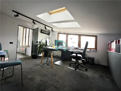 Închiriem  4 camere, Brașovul Vechi - foto 17