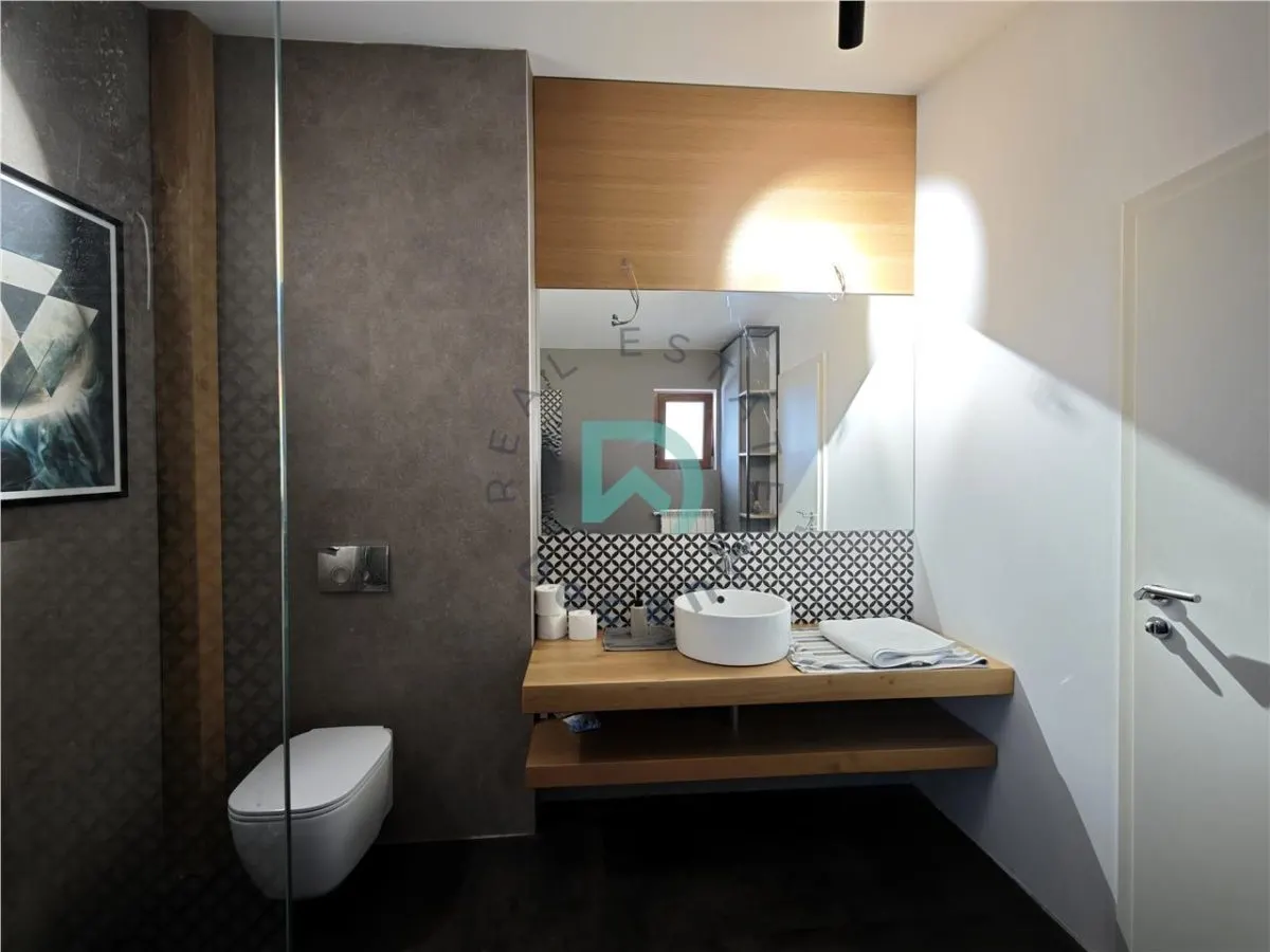 Închiriem  4 camere, Brașovul Vechi - foto 18