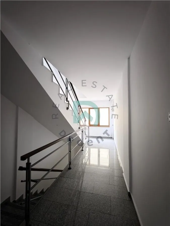 Închiriem  4 camere, Brașovul Vechi - foto 24