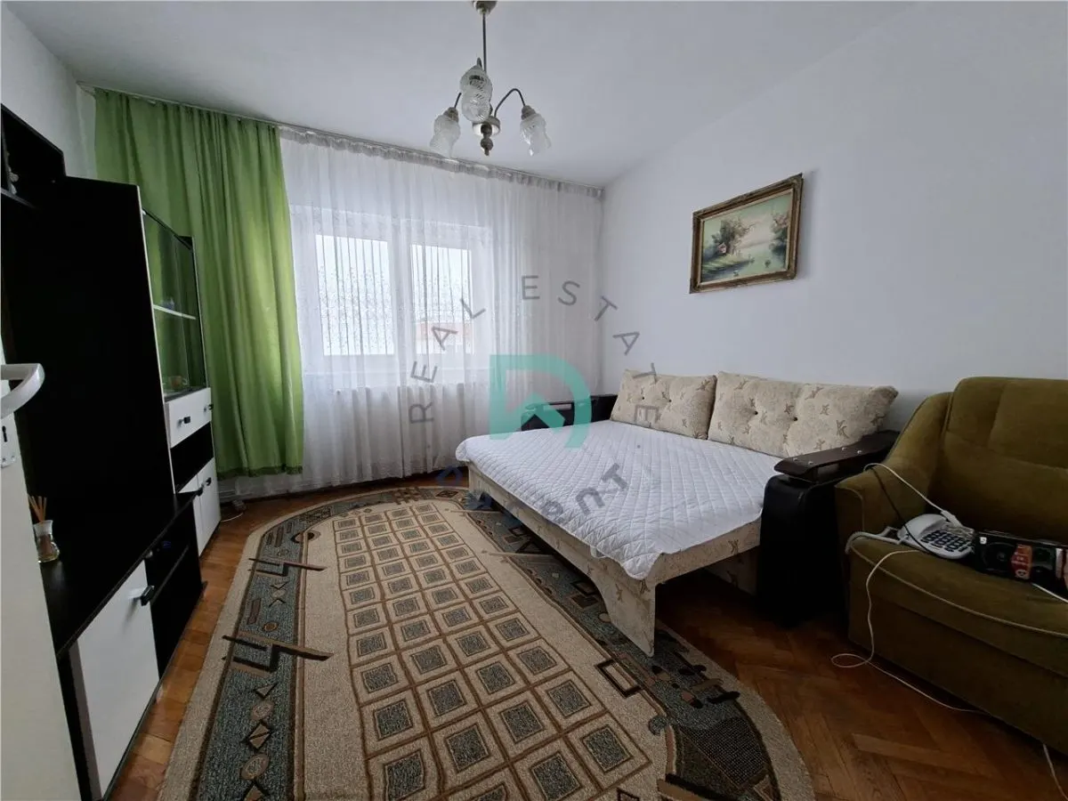Apartament 3 camere Gemenii, Brasov - foto 1