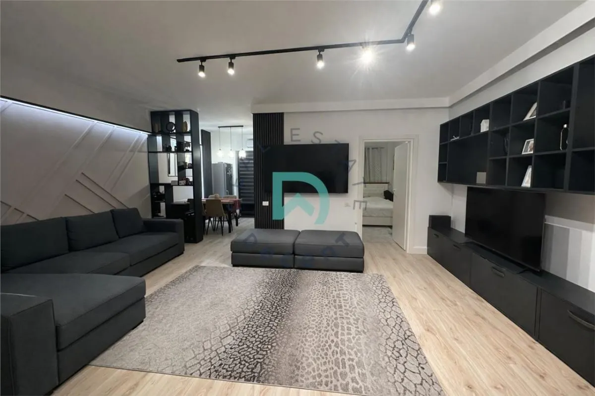 Apartament 2 camere CENTRAL, PARCARE SUBTERANA,  Brasov - foto 1