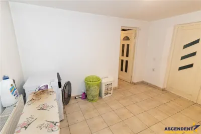 Vila distincta, panorama urbana, amplasare de top, Zarnesti, Brasov - foto 18
