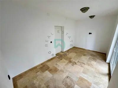 Inchiriez apartament, Brasovul Vechi - foto 9