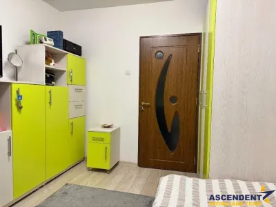 Apartament 3 camere, decomandat, etaj1, loc parcare,Tractorul,Brasov - foto 4