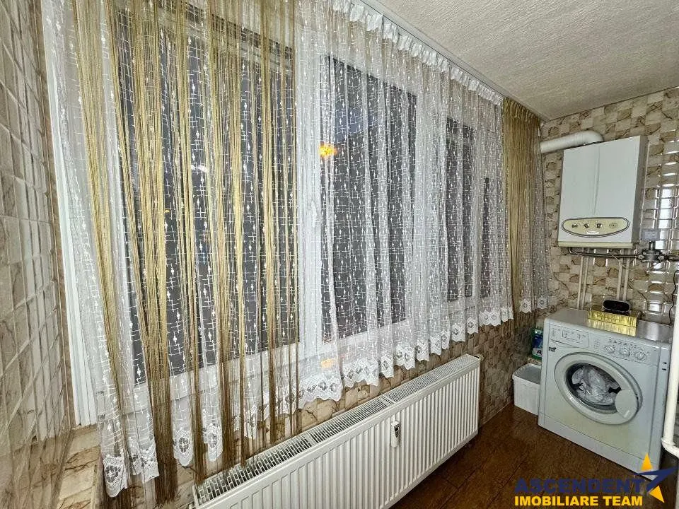 Apartament 3 camere, decomandat, etaj1, loc parcare,Tractorul,Brasov - foto 5