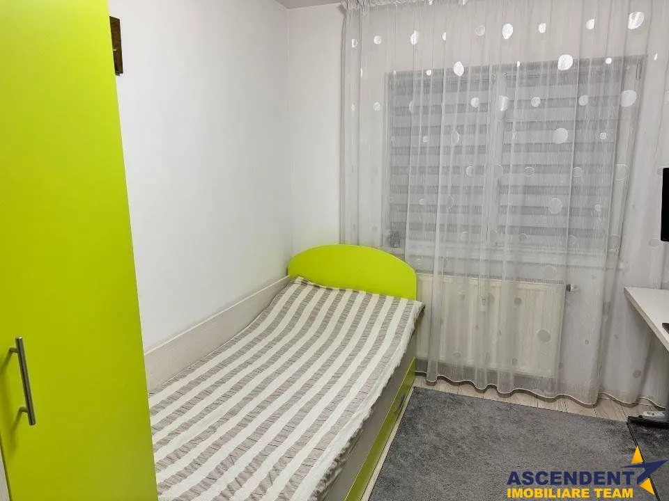 Apartament 3 camere, decomandat, etaj1, loc parcare,Tractorul,Brasov - foto 6
