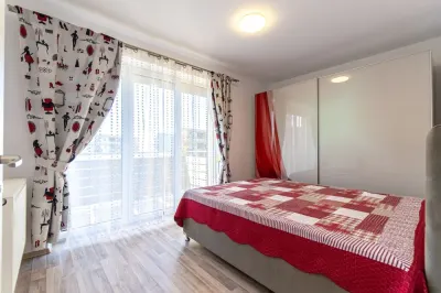 Avantgarden, Brasov - foto 2