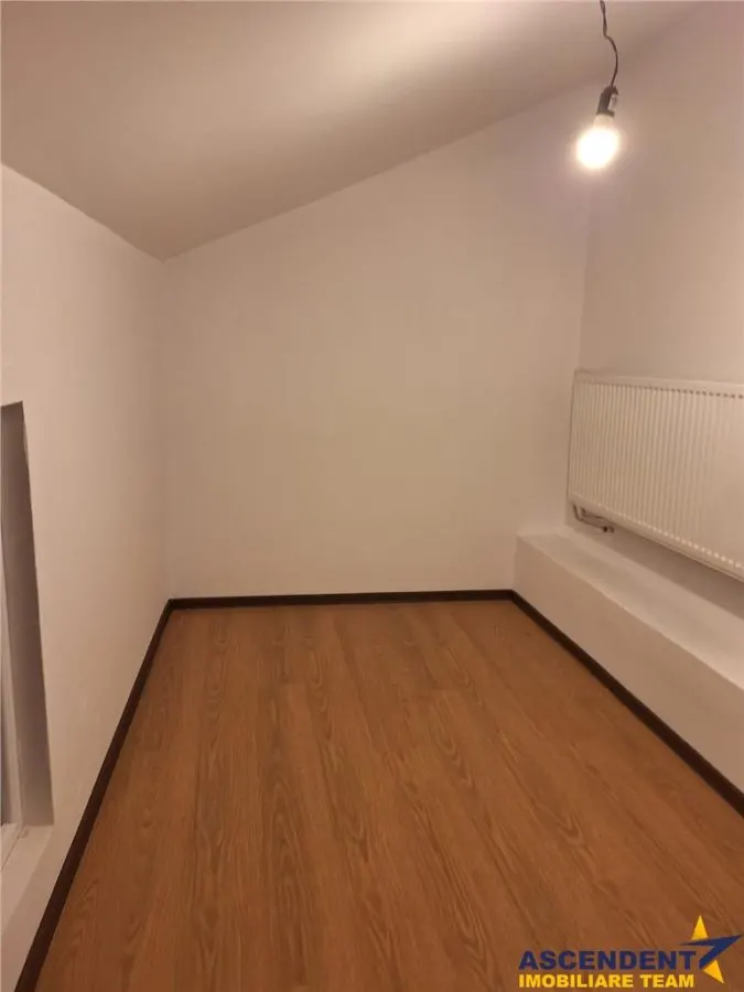 Casa de inchiriat, rezidential/ spatiu birouri, Ghimbav-Centru - foto 21