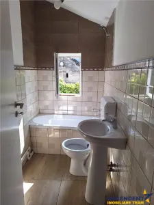 Casa de inchiriat, rezidential/ spatiu birouri, Ghimbav-Centru - foto 10