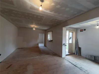 Casa Renovata Curte Individuala Teren 650 mp - foto 7