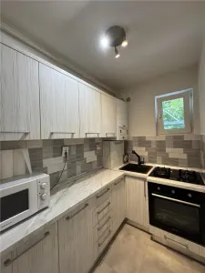 Apartament 3 camere , Semi- Central , Bloc Izolat - foto 14