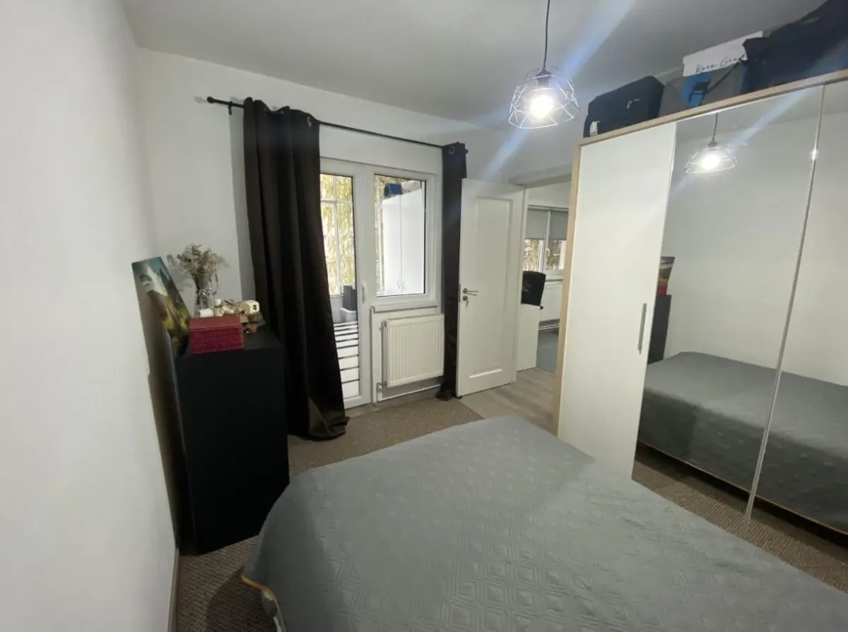 Apartament 2 Camere Etaj Intermediat Zona Semicentrala - foto 4