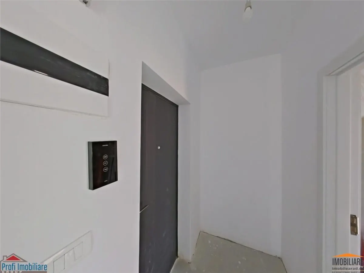 Ap. 3 camere, et.2, bloc nou cu lift - foto 4