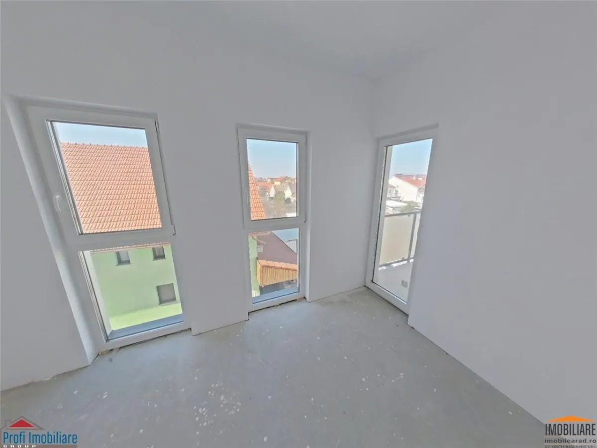 Ap. 3 camere, et.2, bloc nou cu lift - foto 9
