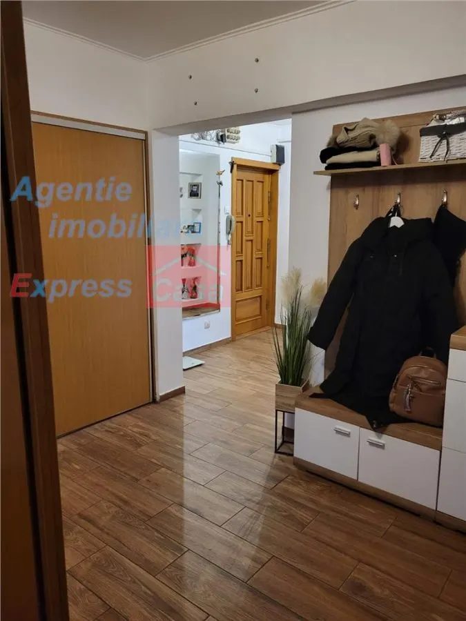Apartament spatios de 3 camere, ultracentral, strada Arcu - foto 5