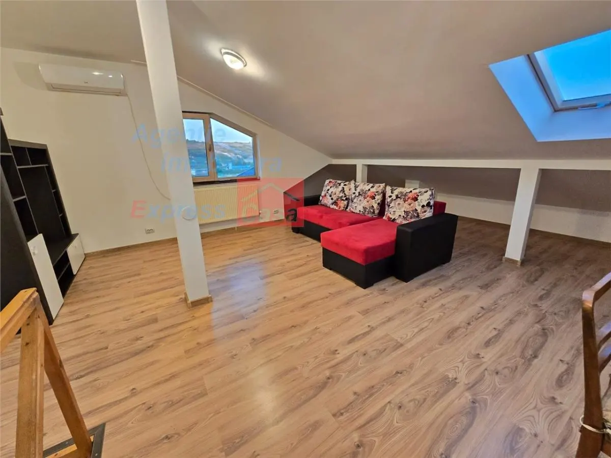Apartament spatios tip duplex de vanzare, Cartierul Visoianu, Iasi - foto 7