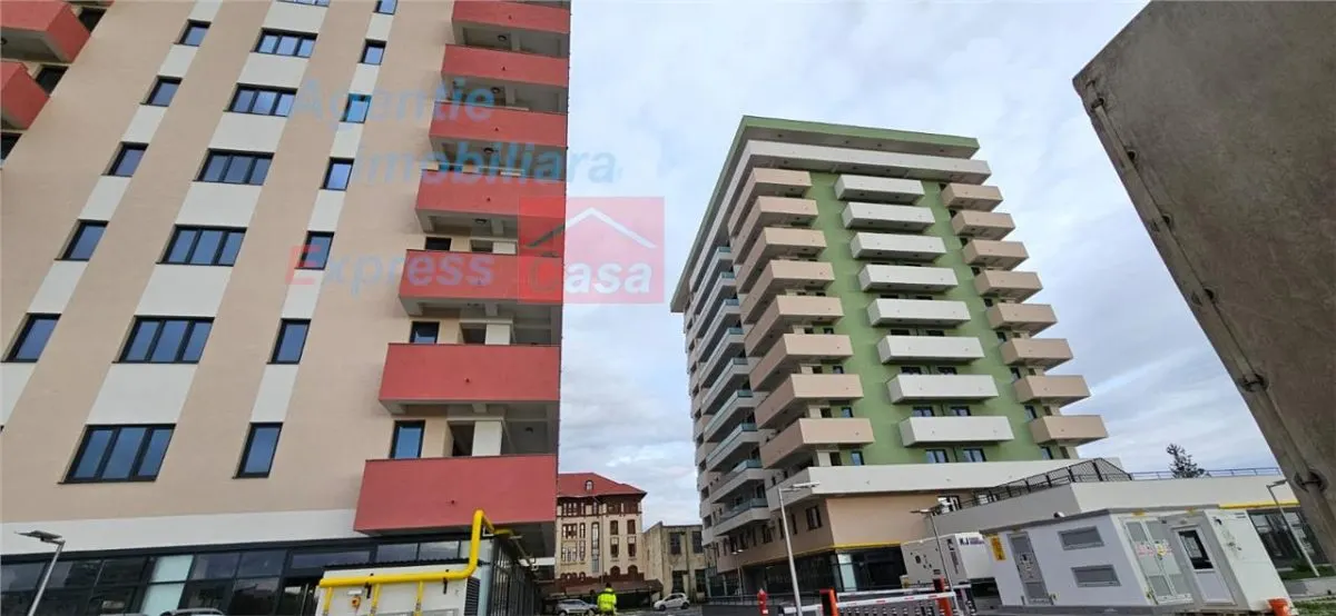 Apartament 3 camere, Semicentral (700 m de Podu Ros) - foto 1