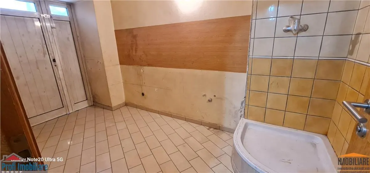 Spatiu UTA la Principala- C.A.Vlaicu terasa proprie in fata - foto 7
