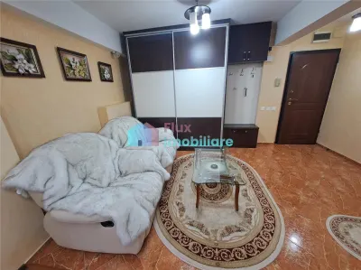 Apartament cu 4 camere G.Enescu etaj 3 - foto 2
