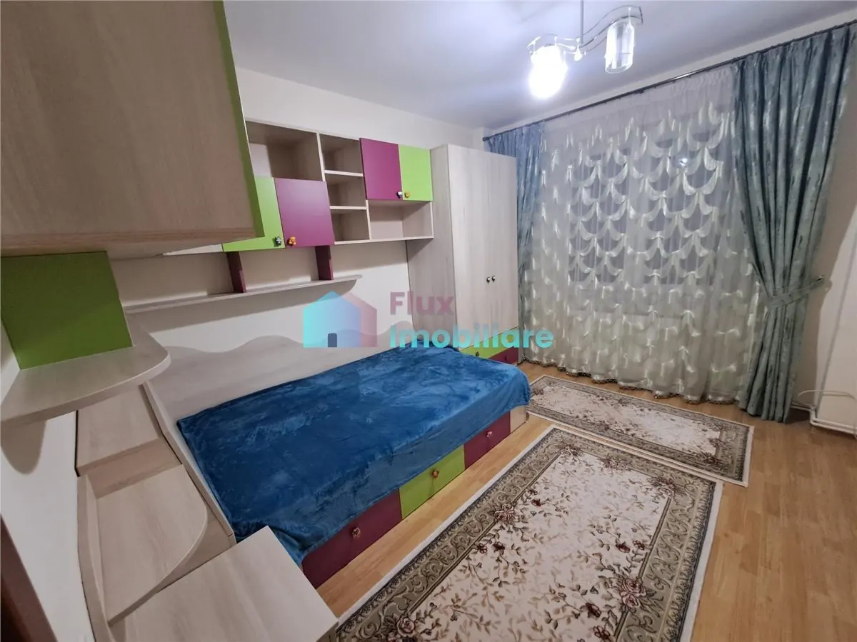 Apartament cu 4 camere G.Enescu etaj 3 - foto 6
