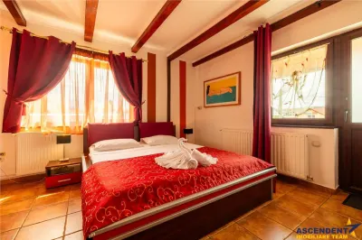 Pensiune cocheta, la poalele emblematicei Cetatii Rasnov, Brasov - foto 7