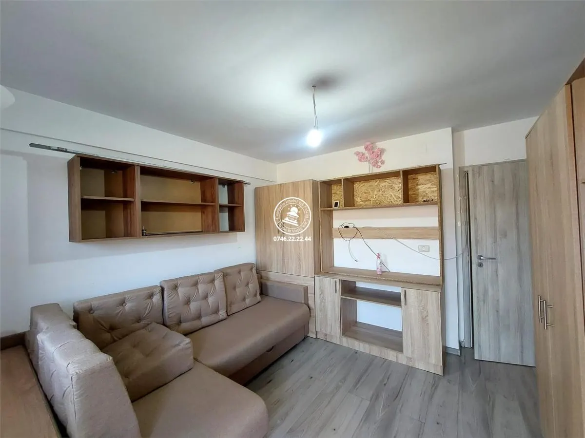 Apartament 1 camera de vanzare, Bucium - foto 1