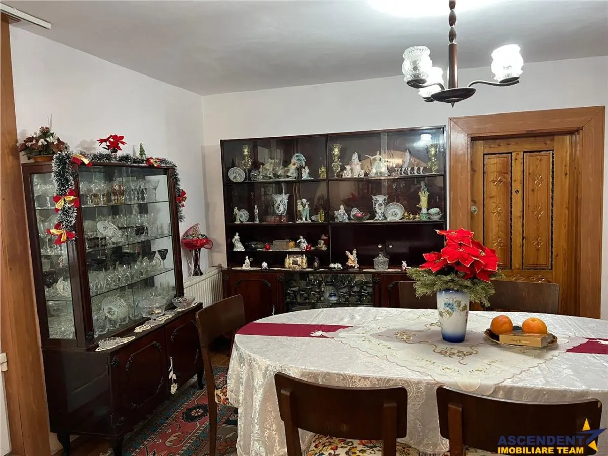 Sarmul traditiei imbinat cu confortul modern: Rezidenta de exceptie, Central, Tarlungeni, Brasov - foto 5