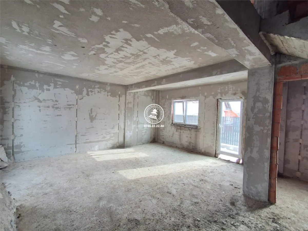 Case insiruite , 4 camere , P+1E - central in Valea Lupului - COMISION 0% - foto 3