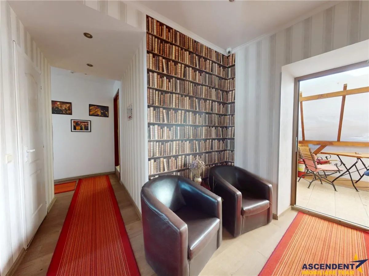 LIVE! Hotel+restaurant+magazin, Centrul Istoric - Piata Unirii, Brasov - foto 23