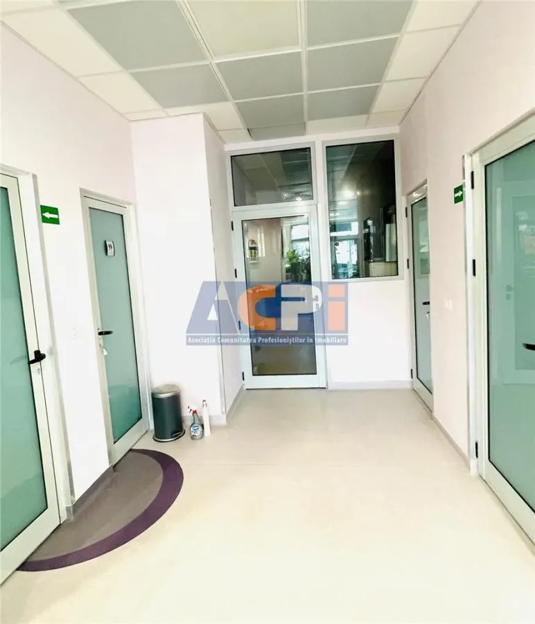 VANZARE SPATIU COMERCIAL Traian Mosilor Stradal Parcare proprie 0 Comision - foto 13
