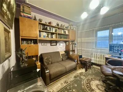 Apartament 3 camere de vanzare Centru - foto 11