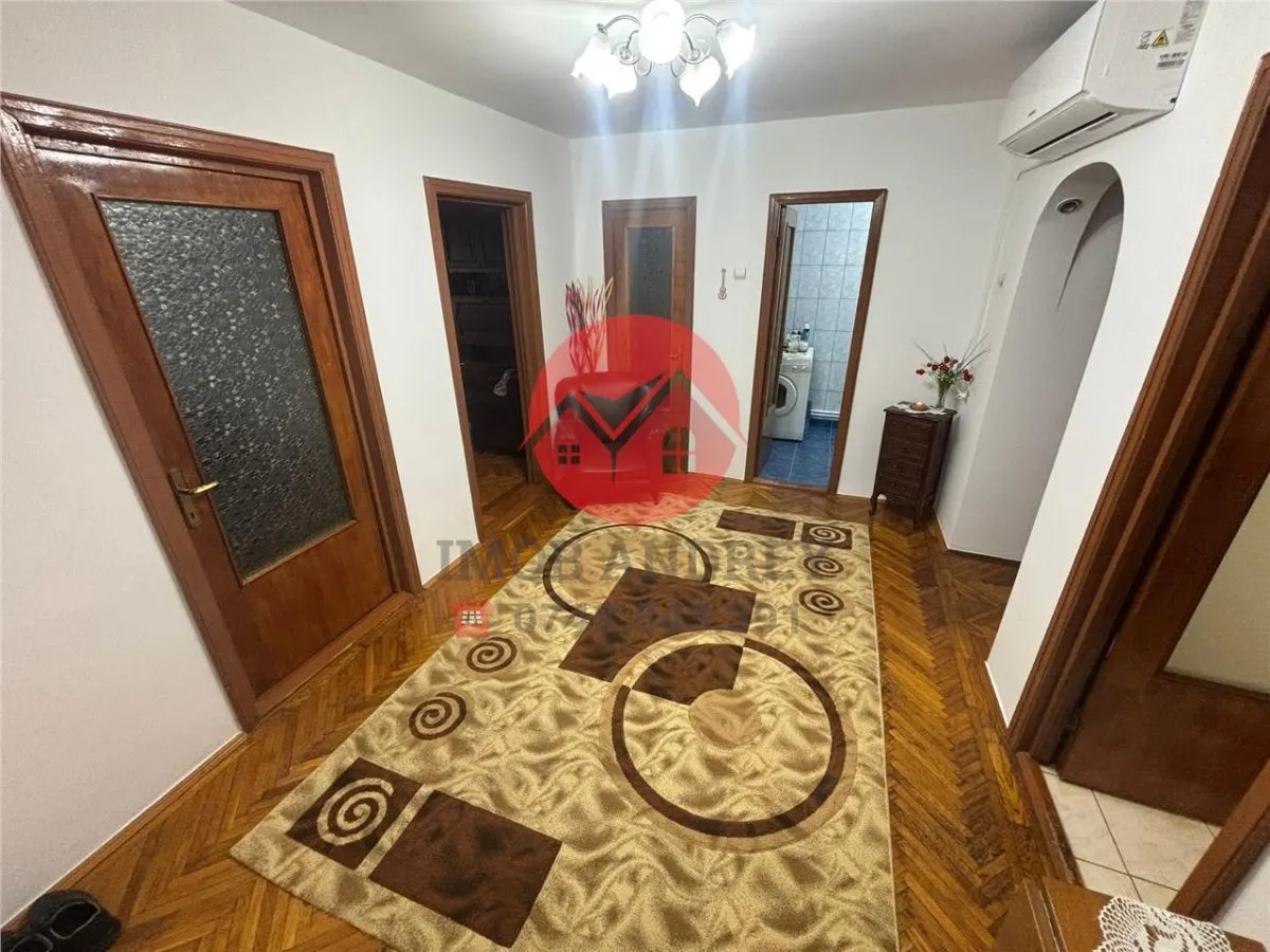 Apartament 3 camere, 89 mp, central, renovat, mobilat, utilat - foto 5