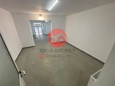 Spatiu comercial 80 mp ultracentral, vitrina mare, trafic pietonal intens - foto 9
