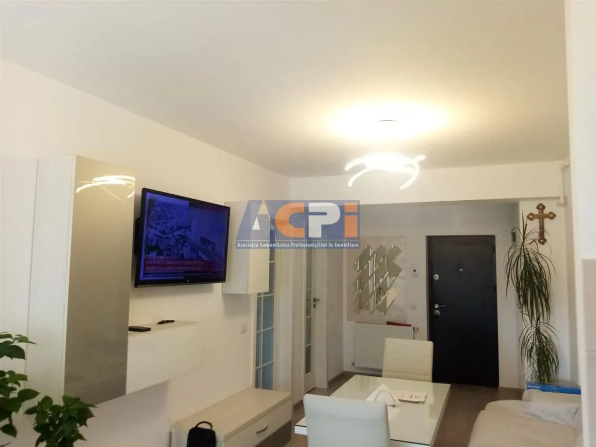 2 camere, Lux-Nord. - foto 1