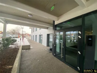 Spatiu comercial nou de inchiriat 107 mp, in complexul Avanera - foto 4