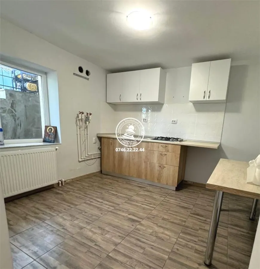 Vila  de vanzare  Galata, - foto 1