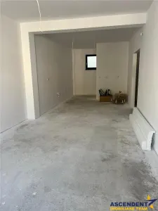 Central, Targu Mures: Spatiu rezidential semifinisat, pretabil birou/locuinta... - foto 4